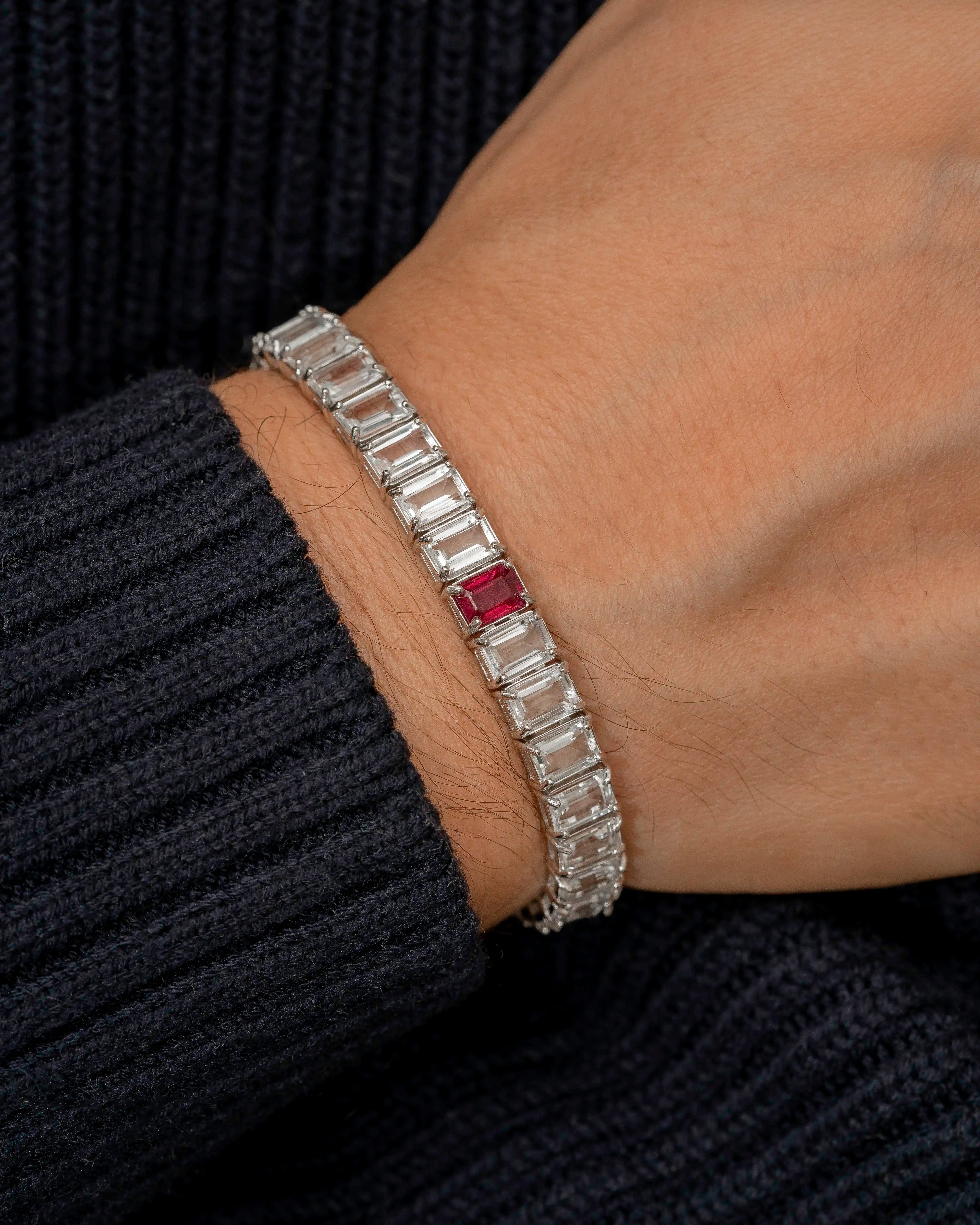 Pulseira Riviera Rubi + Topázios Brancos Retangular 4x6mm