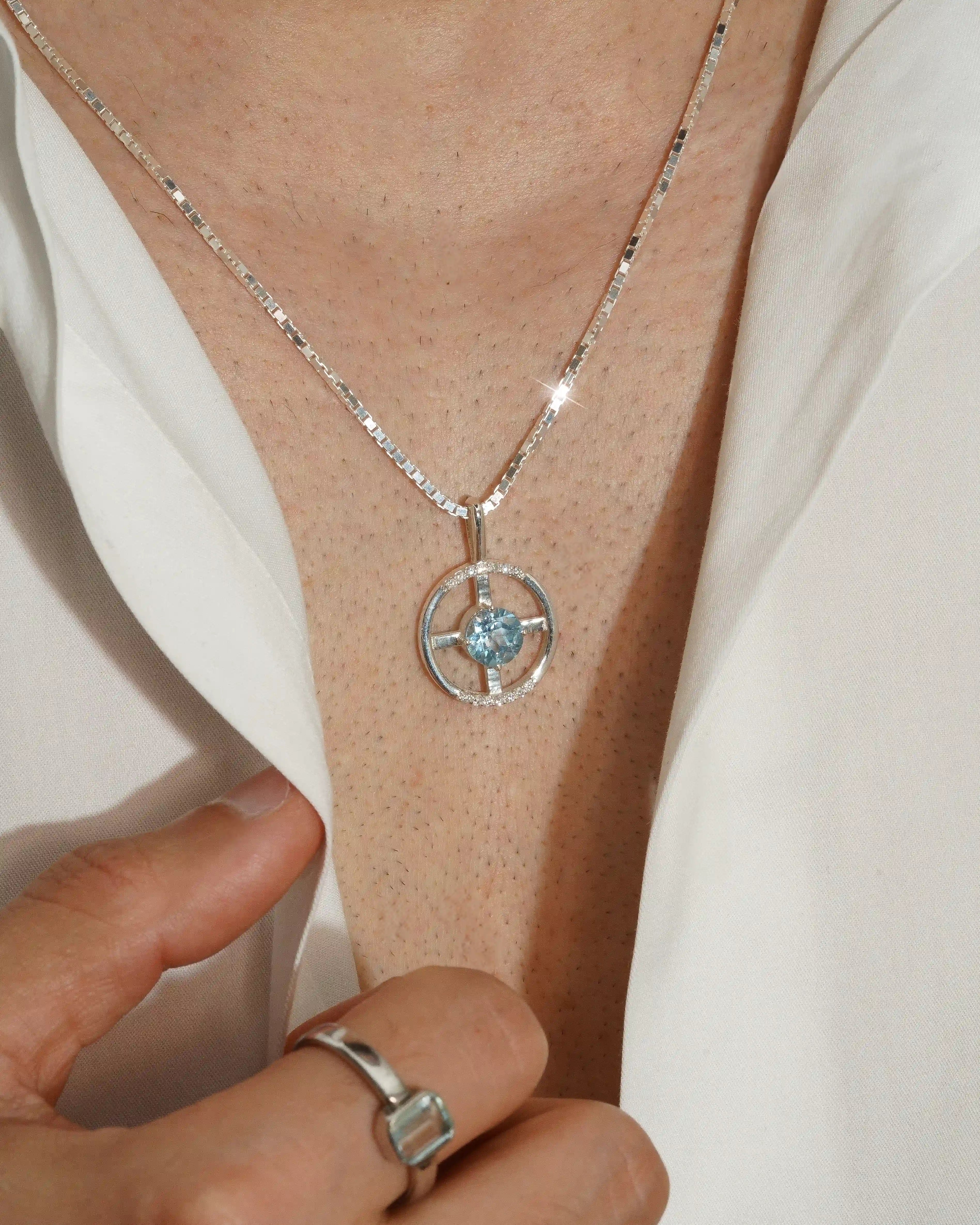 Pingente Arc - Topázio Sky + Diamantes