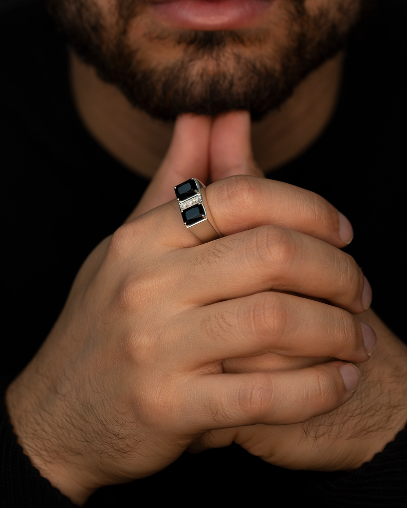 Anel Duplo Ônix + 3 Diamantes