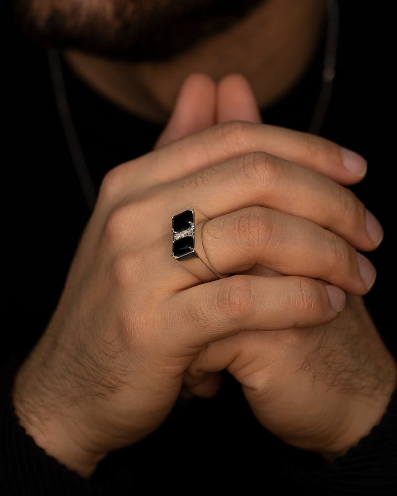 Anel Duplo Ônix + 3 Diamantes