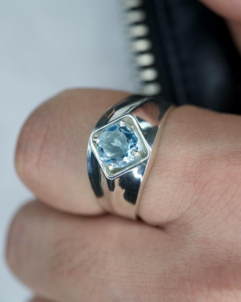 Anel Maldives - Topázio Sky